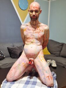 2022-10-03 22.23.35-1