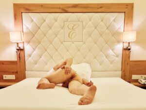 2022-11-04 00.11.46-1